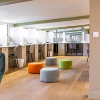 Open Space  100 postes Coworking Rue Edith Cavell Vitry-sur-Seine 94400 - photo 3